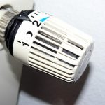 Laut den beiden Verbänden BDH und ZIV verbrauchen in Deutschland immer noch zu viele Heizungsanlagen zu viel Energie. Der Austausch alter Anlagen kommt nicht voran.