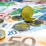 Die Kunden einiger Energieversorger können ab dem Jahr 2015 mit sinkenden Strompreisen rechnen.
