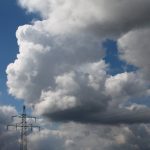 Der Verband kommunaler Unternehmen (VKU) sieht in dem Weißbuch „Ein Strommarkt für die Energiewende“ für die Versorgungssicherheit Nachbesserungsbedarf.