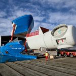 Cuxhaven: Während der Beladung können Schiffe bald ihre Dieselgeneratoren abschalten.