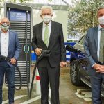 Der erste öffentliche Schnellladepark für Elektroautos in Stuttgart ist geöffnet.