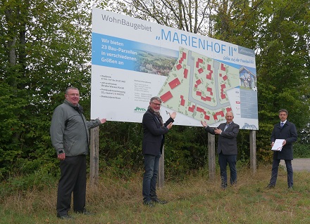Das Neubaugebiet Marienhof II mit 22 Ein- und zwei Mehrfamilienhäusern wird mit Pellets beheizt.