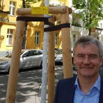 infrest-Geschäftsführer Jürgen Besler besucht die Silberlinde