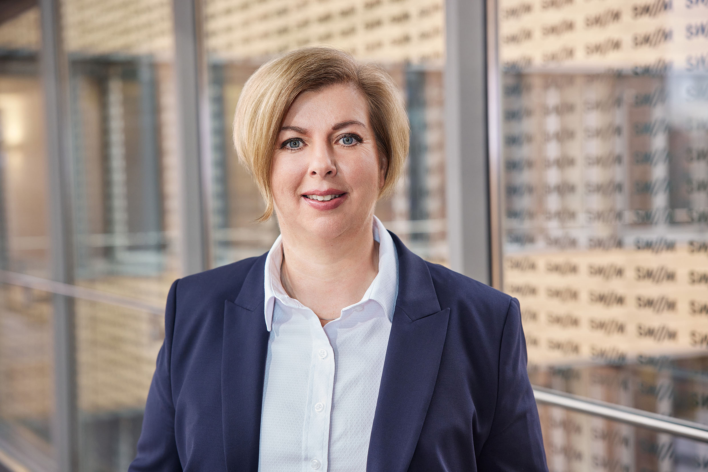 Dr. Karin Thelen, Geschäftsführerin Regionale Energiewende der Stadtwerke München (SWM), im Unternehmenssitz der SWM.